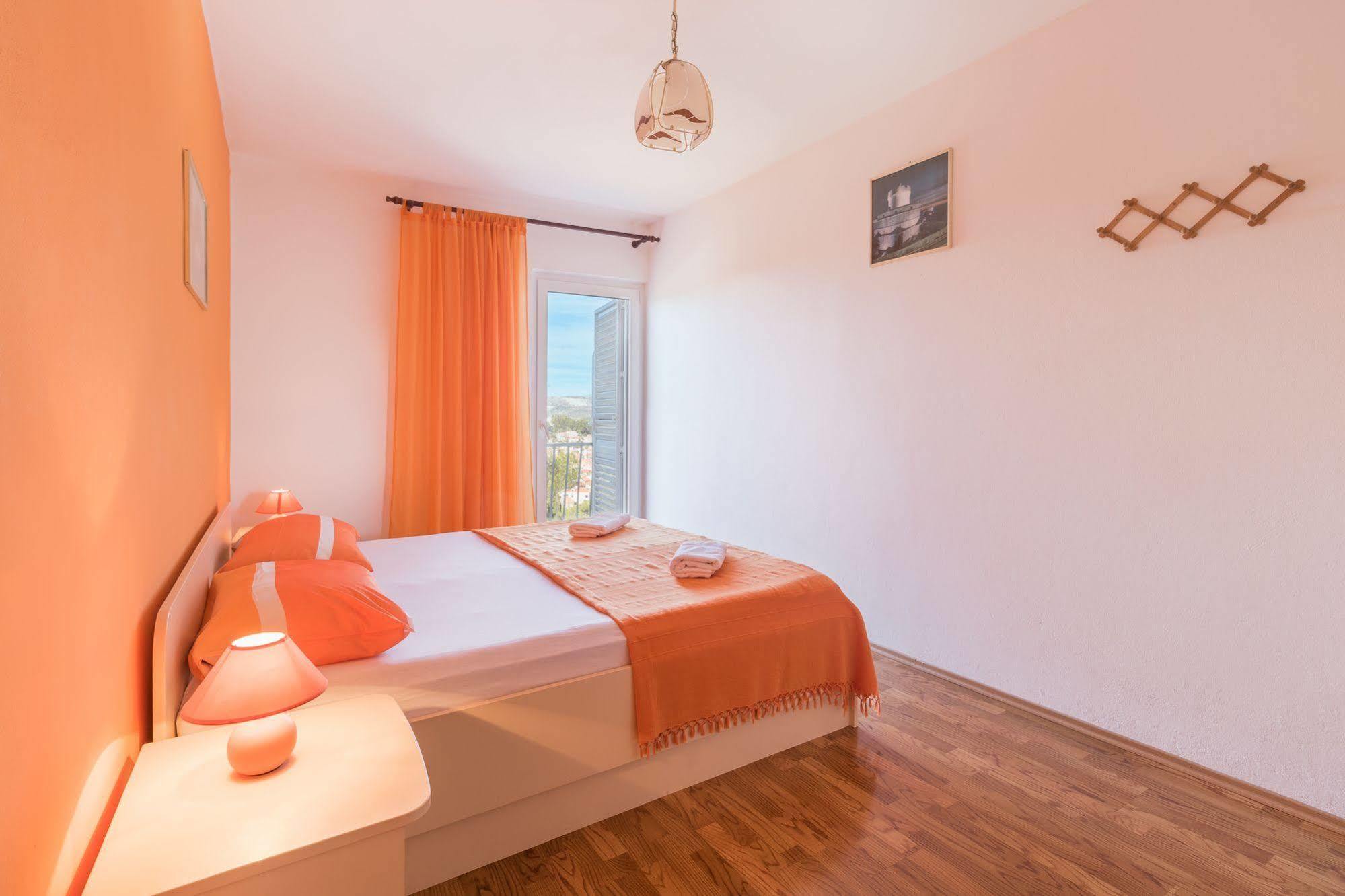 Pansion Lovac Hotel Cavtat Ngoại thất bức ảnh